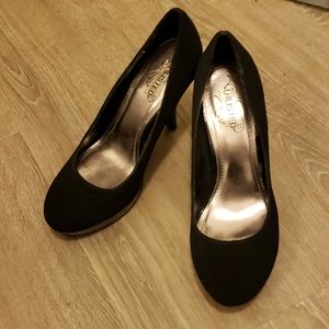 Shoes. Worn 1 time for 2 hrs.  Too high for my dau